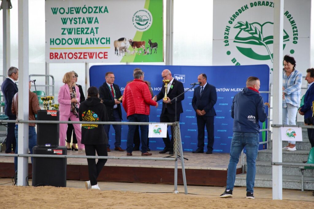 Wręczenie nagród dla hodowców